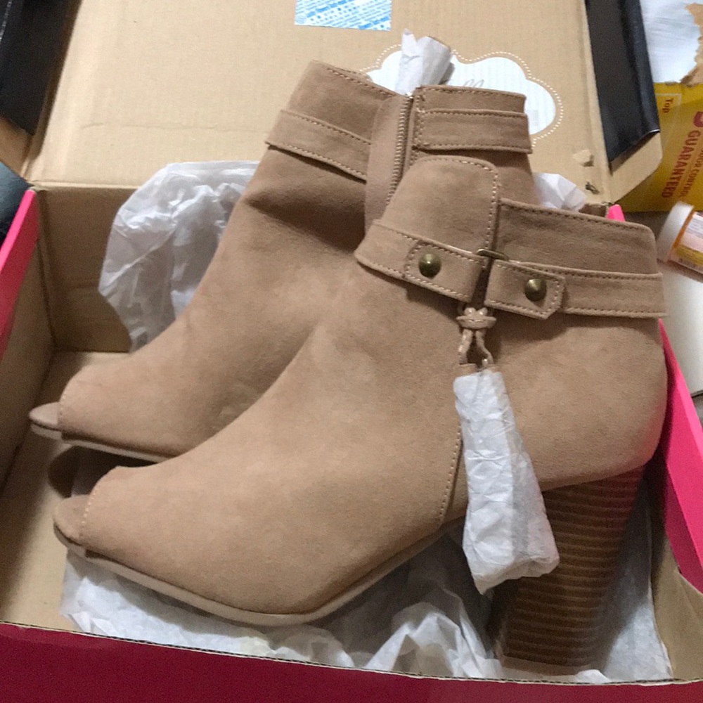 New, never worn Charlotte Russe Booties